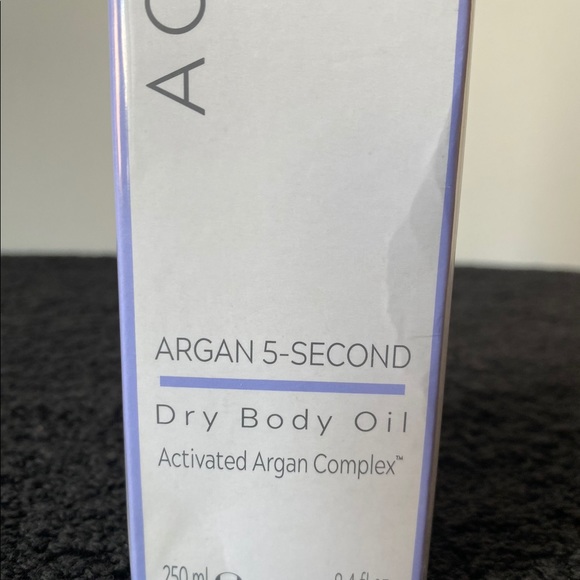 Active Argan 5-Second Dry Body Oil - 8.4 fl oz. - Picture 2 of 2